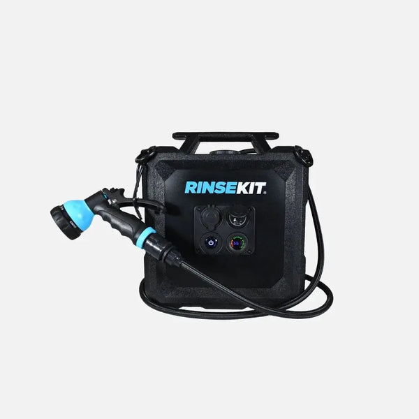 Douche Portable Électrique 15 L – Haute Pression, Batterie Intégrée & Utilisation Nomade Woody’s Camp